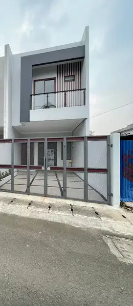 Dijual Rumah 3 Lantai 2 Unit Di Pasar Minggu Jaksel