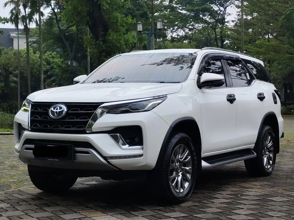 TOYOTA FORTUNER VRZ 2.4 AT 2021 VERY GOOD CONDITION