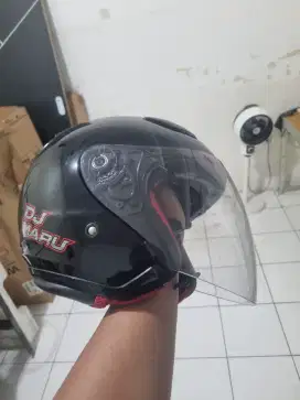 Helm KYT DJ Maru