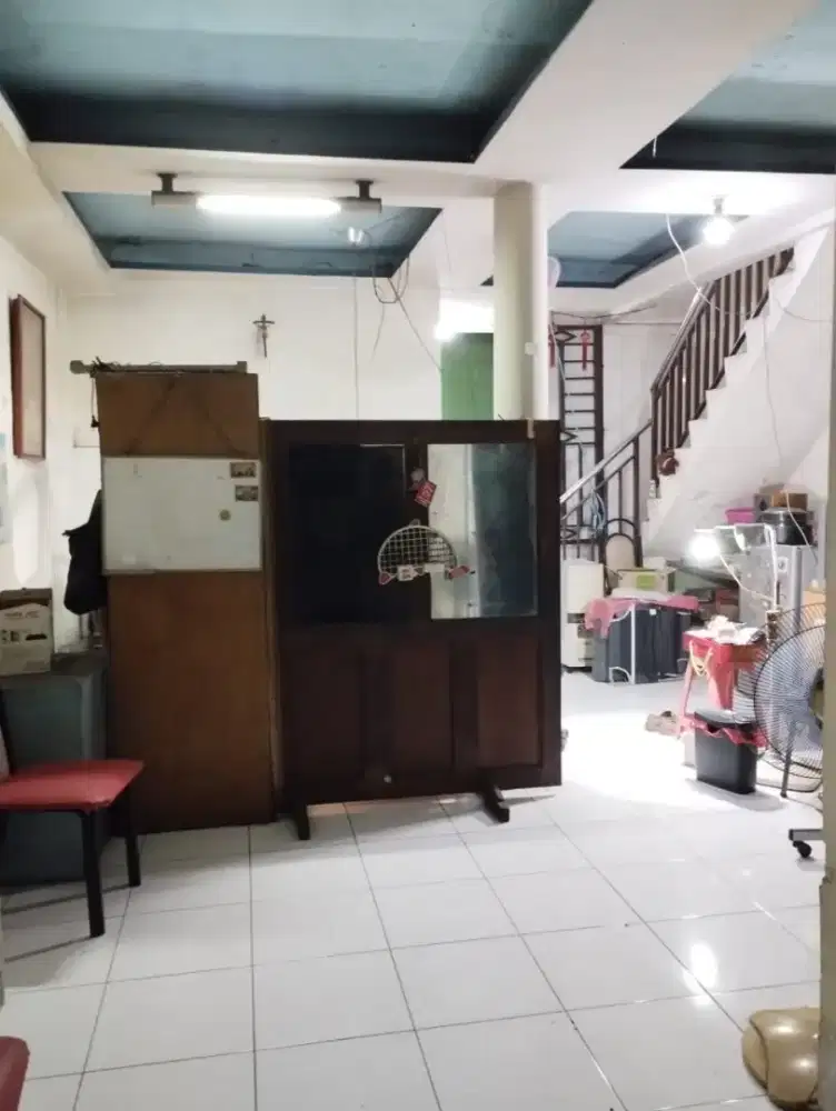Jual Cepat Ruko Gandeng Rumah di Jl. Latumenten Raya, Jembatan Besi