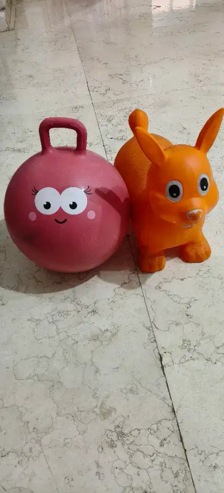 mainan bola pilates anak