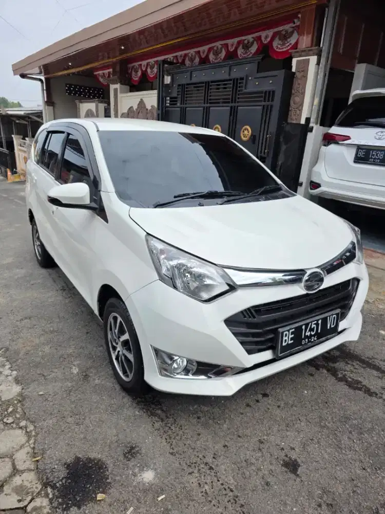 Sigra R manual 2019