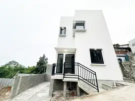 Jual Rumah 2 Lantai Quadra Pondok Cabe