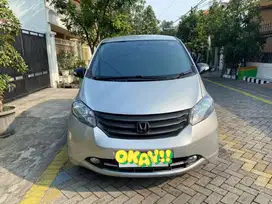 Honda Freed 1.5 PSD 2010