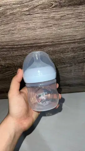 Botol susu philips anti kolik natural response
