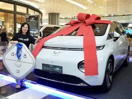 Wuling Cloud EV 2024 Maltese Blue Off The Road
