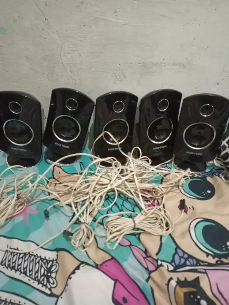 Speaker pasif Polytron bekas home theater