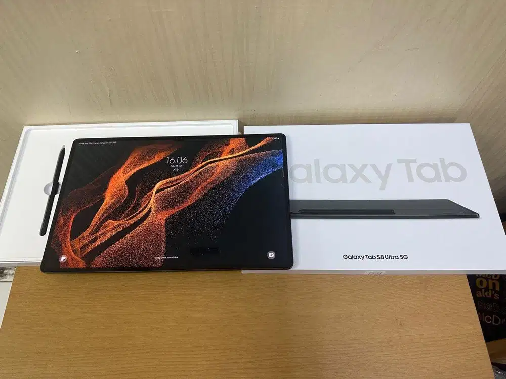 Samsung Galaxy Tab S8 Ultra 5G 12/256 gb Fullset Resmi
