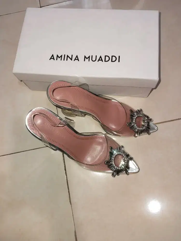 Di jual heels merek Amina Muaddi
