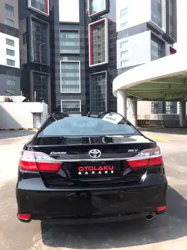 Tampilan pejabat Toyota Camry 2017 Bensin
