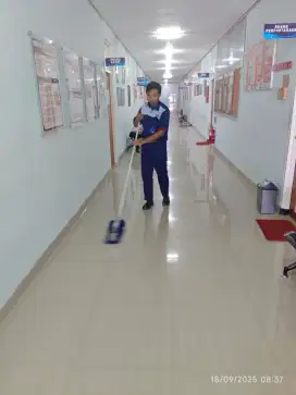 Leader dan Cleaner