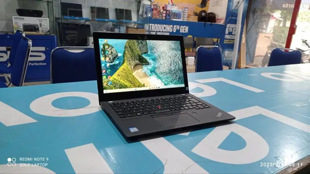 LENOVO THINKPAD X280 CORE i5 GEN 8 RAM 8GB SSD 256GB KINERJA CEPAT