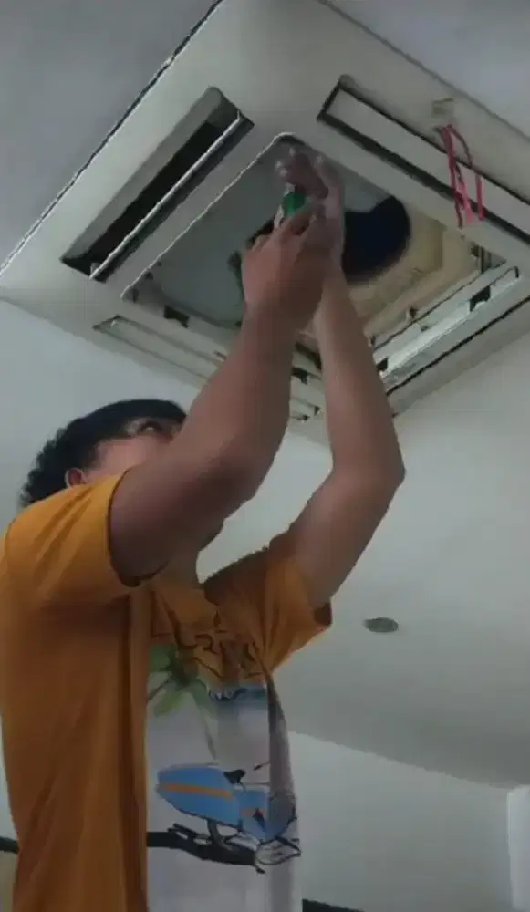 Service AC bongkar pasang AC isi freon dll