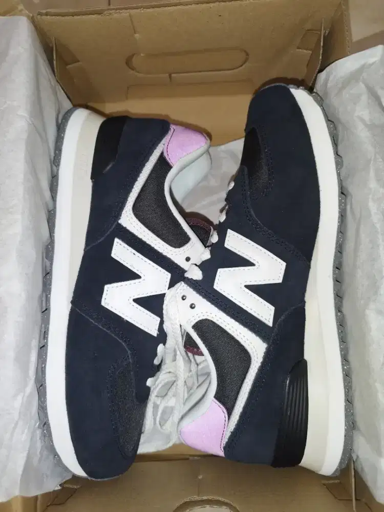 New Balance 574 Classic Unisex 40 25.5CM Baru Ada Barcode