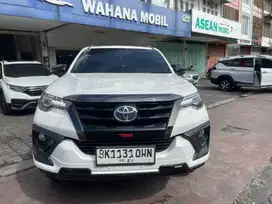 Toyota Fortuner 2.4 VRZ TRD Sportivo kick sensor matic 2019