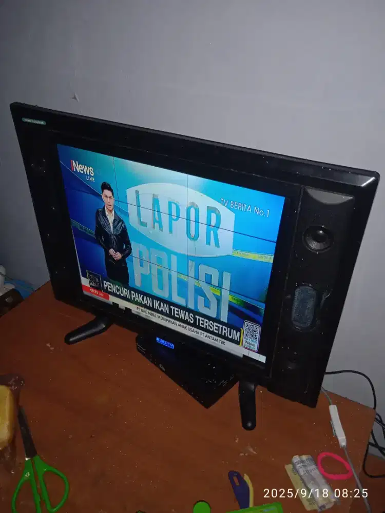 Led TV Weyon 21 in + setopbox