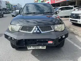 Mitsubishi Triton 2.5 Exceed DC 4x4 manual 2009