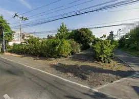 Tanah dan bangunan tepi Jln raya dekat Ramada Suites Hotel Colomadu