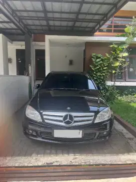 Dijual mobil Mercedes Benz C200 Kompresor W204 (2010)