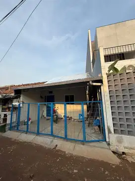 Rumah Baru Jaksel Sangat Dekat Stasiun MRT Haji Nawi