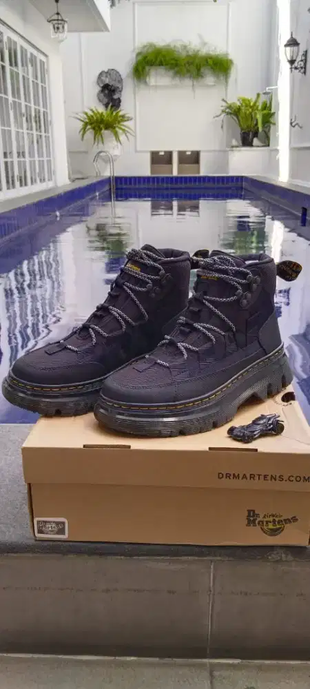 Docmart Boury Utility Triple Black Original Limited Edition US 7