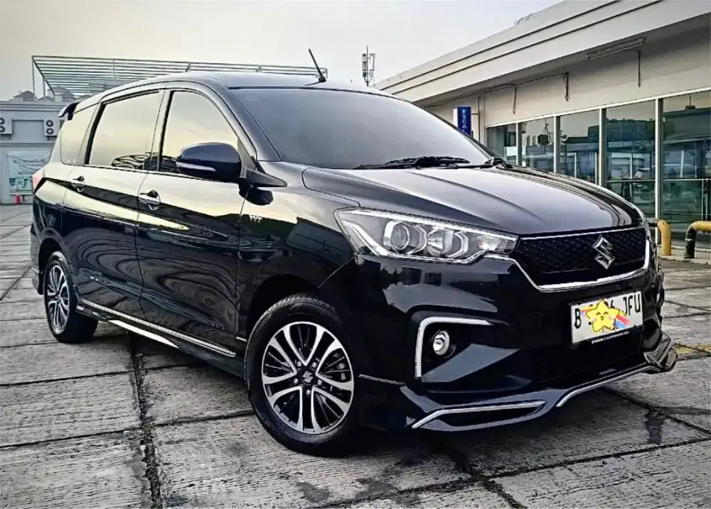 Suzuki Ertiga SS Hybrid 2023