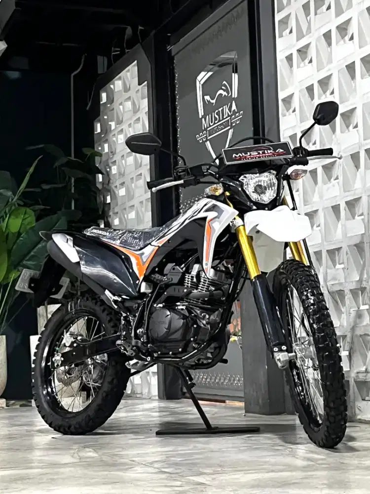 Istimewa‼️CRF 150 2024. Odo 6rb. DANNY Mustika Motoshop Malang