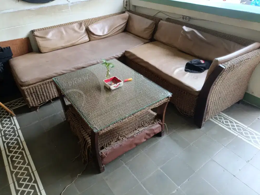 Jual sofa ex cafe apa adanya