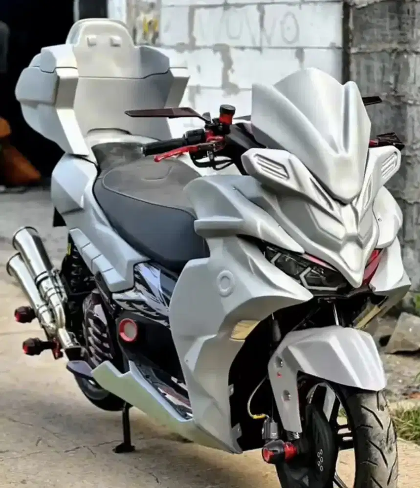 Bodykit Yamaha Aerox 2025 Model Goldwing Moge besar