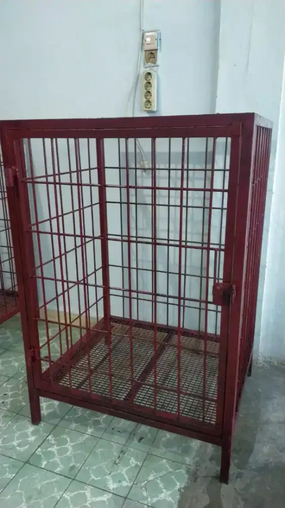Kandang Hewan Anjing Peliharaan