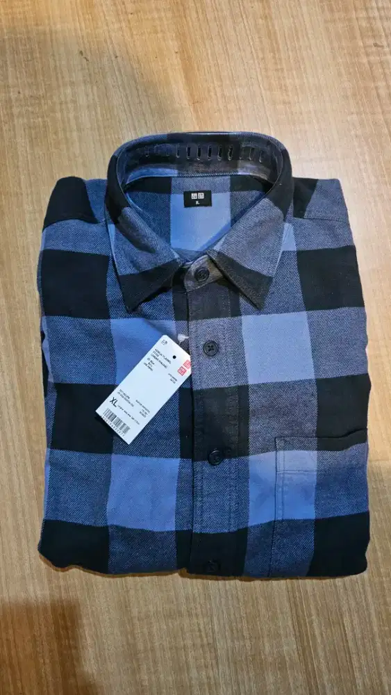 Kemeja Flannel Uniqlo Ori – Lengan Panjang, Stylish & Nyaman!