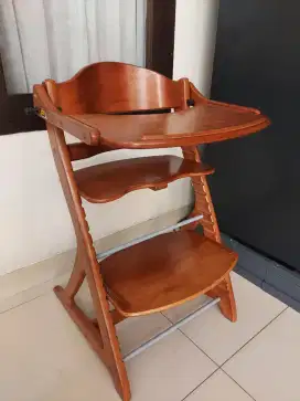 Highchair Yamatoya Sukusuku Highchair Plus Table