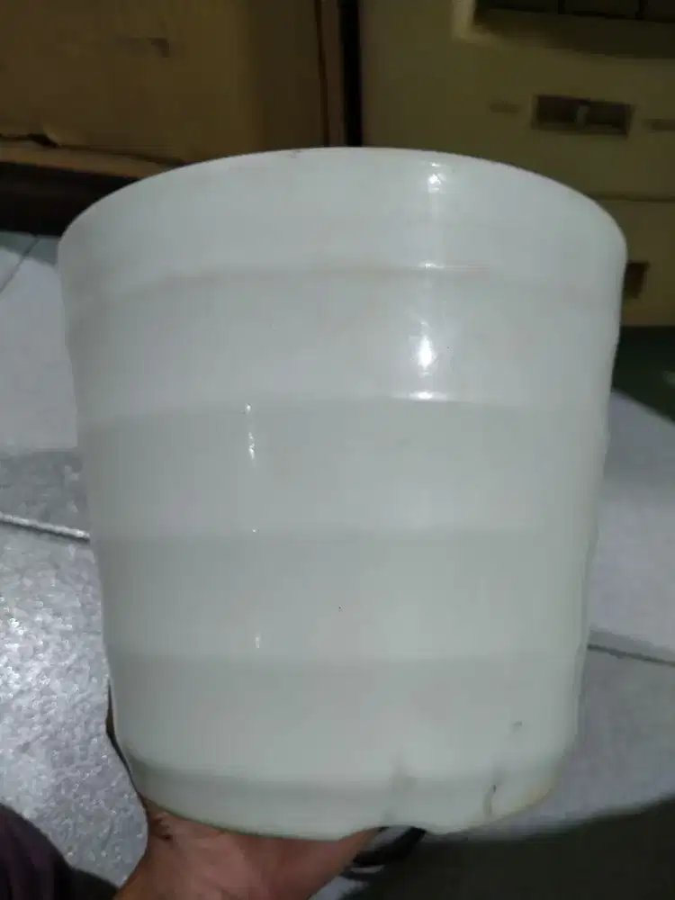 Pot bunga plastik