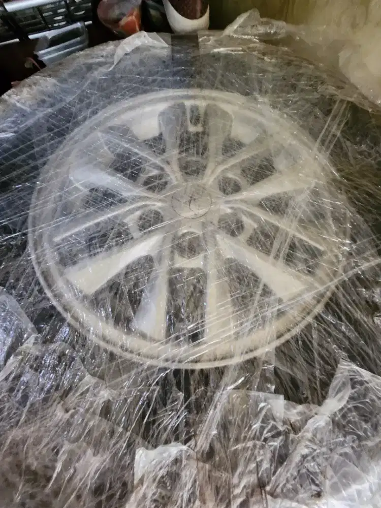 Jual Murah!! Velg & Ban Original Pajero Sport GLX 2014