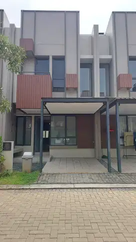 Dijual Rumah 2 Lantai Modern Semifurnish Termurah di BSD Siap AJB