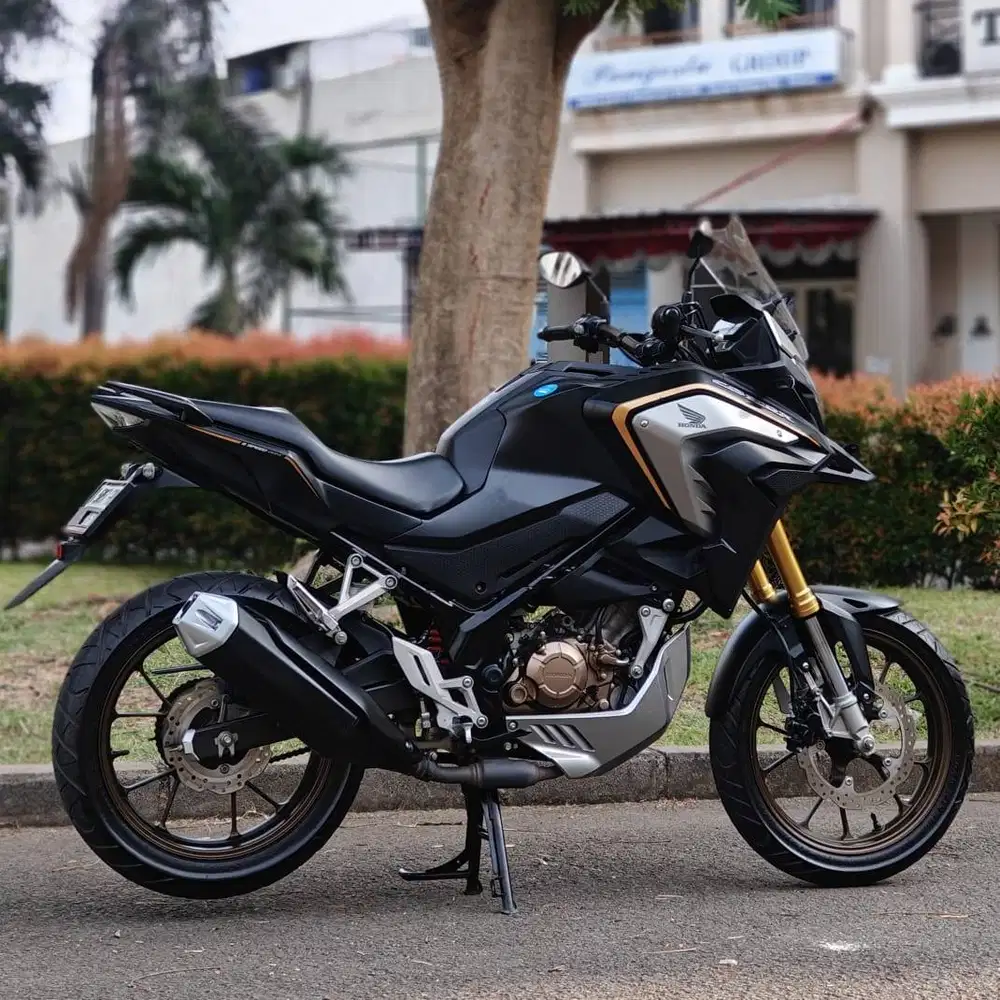 KEREN BANGET! HONDA CB150X HITAM SILVER 2022 KM 8K PAJAK PANJANG GRES