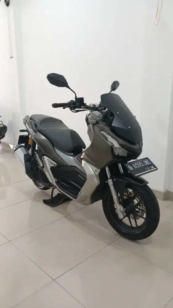 DP 500RB HONDA ADV 150 CBS TAHUN 2021 KM 5RB