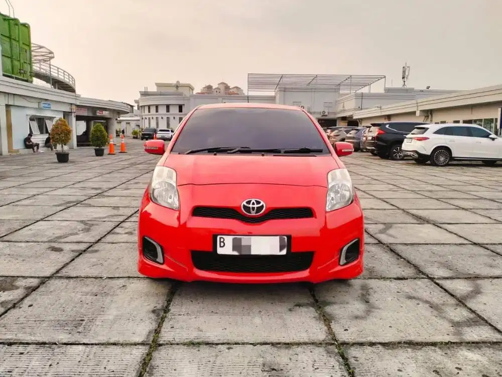 Toyota Yaris E AT 2013 Istimewa