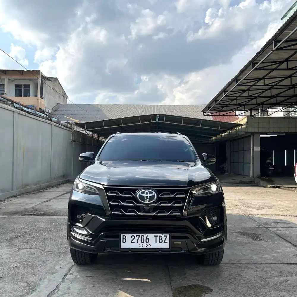 FORTUNER GR AT 2021