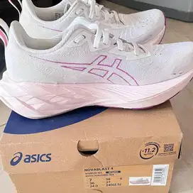 Asics NOVABLAST 4 White Original