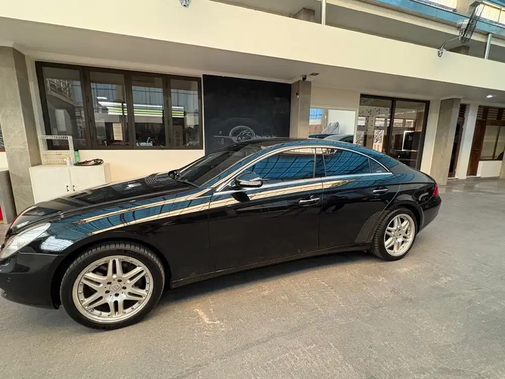 Mercedes Benz CLS350