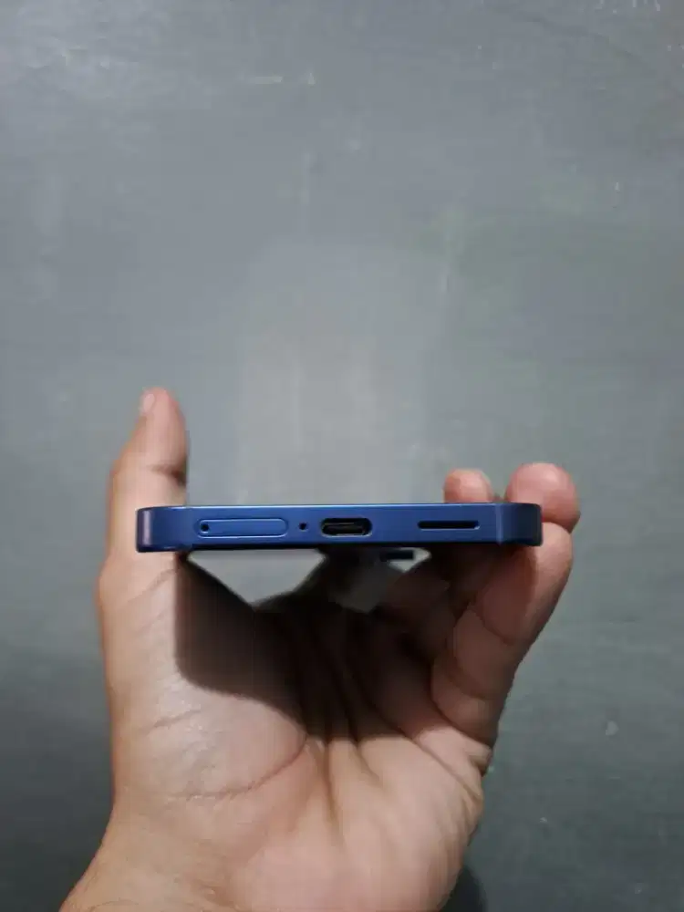 Samsung S25 12/256