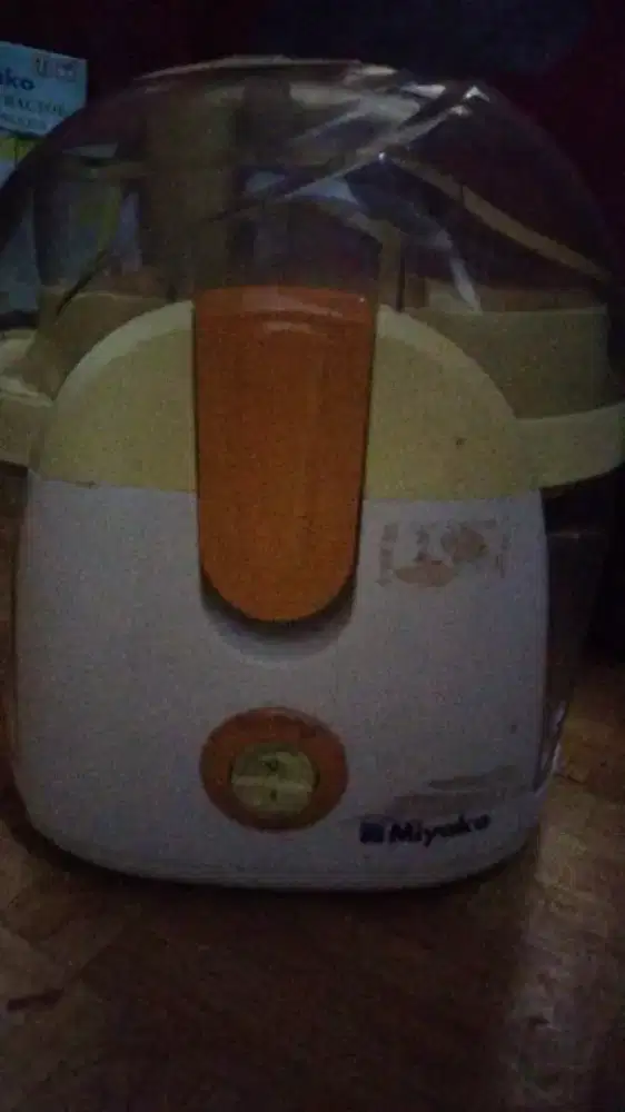 Merk miyako alat bikin jus