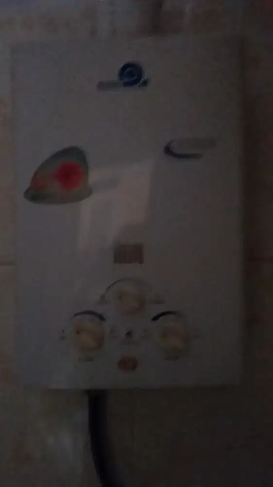 Water heater gas