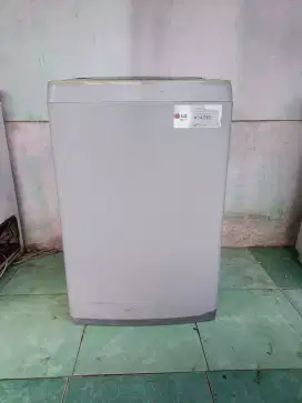 mesin cuci 1 tabung otomatis merk LG