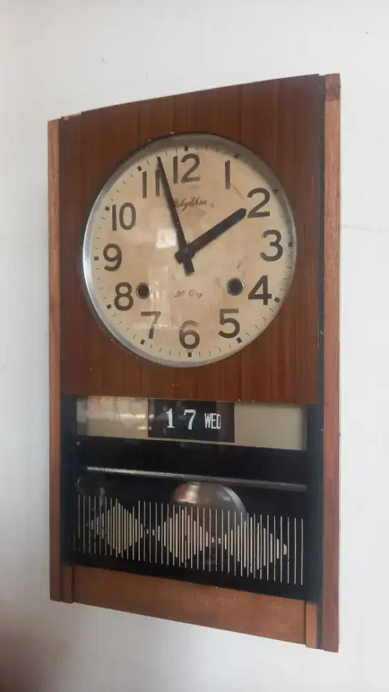 Jam Dinding Vintage Rhythm 30 Day - Japan