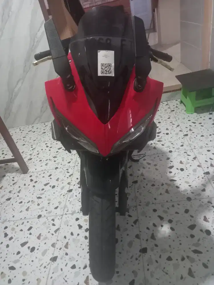 Honda CBR 150 R 2018