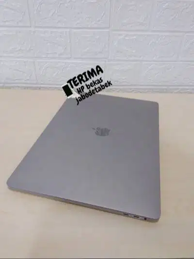 laptop M1 13inch buat main roblox