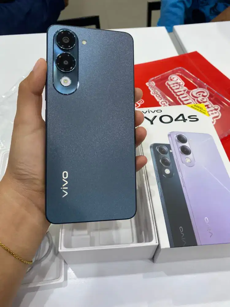 Vivo Y04s 4+4/64Gb