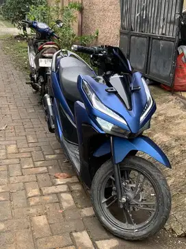 vario gen 2 biru, nego bensin